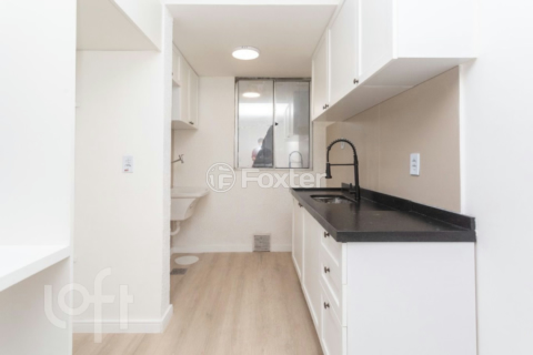 Image 3 - 973674