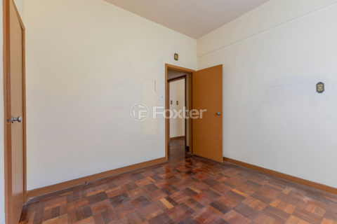 Image 30 - 973682
