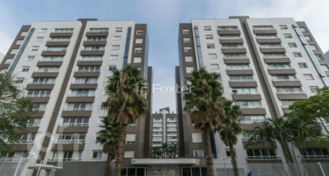Image 7 - 973796