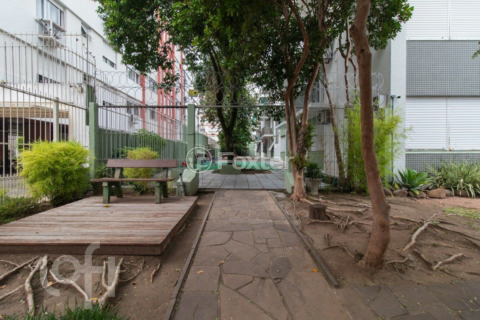 Image 30 - 973882