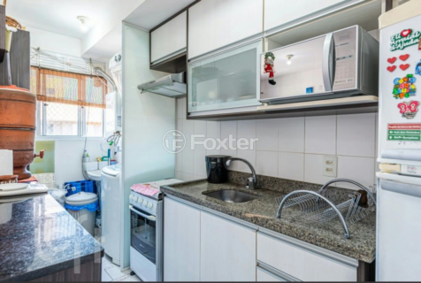 Image 3 - 978898