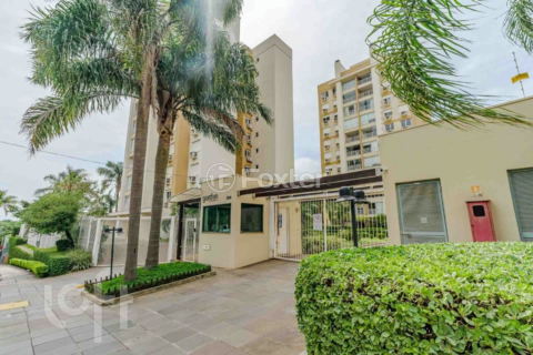 Image 37 - 979055
