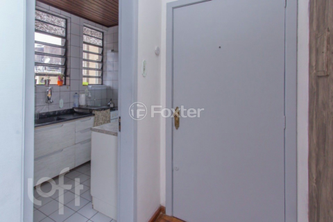 Image 7 - 979059