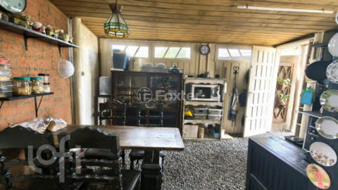 Image 34 - 979220