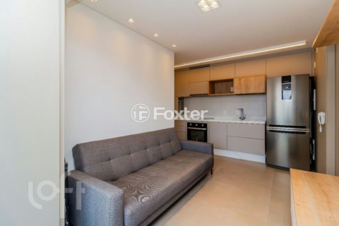Image 0 - 979232