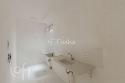Image 4 - 979250