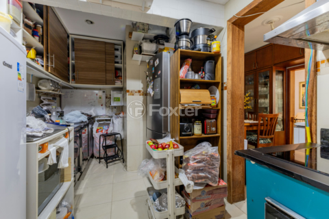Image 26 - 979335