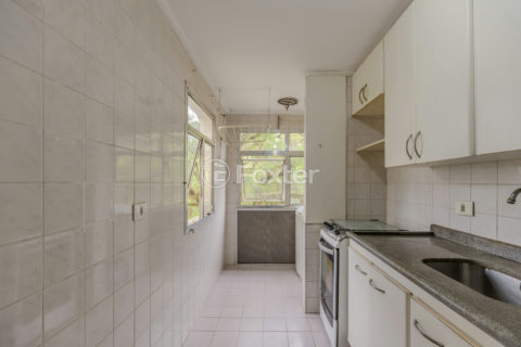 Image 13 - 979372