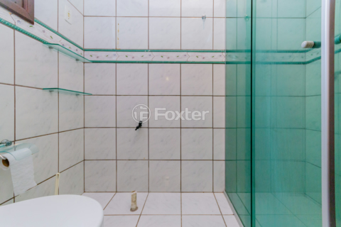 Image 8 - 979440