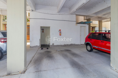 Image 38 - 979442