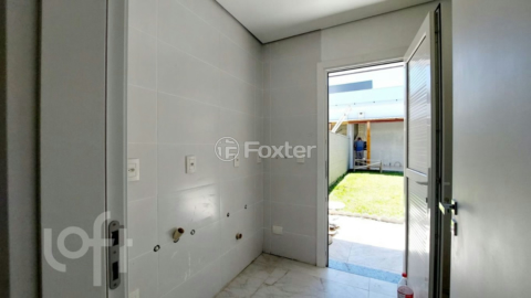 Image 7 - 979465