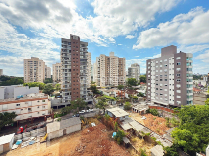 Image 30 - 979466