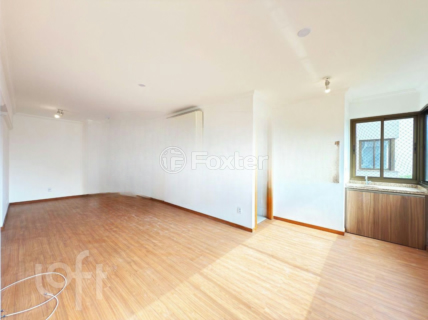 Image 7 - 979466