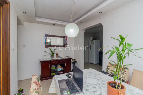 Image 16 - 979476