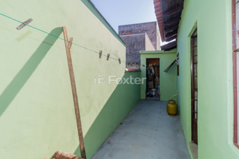 Image 27 - 979476