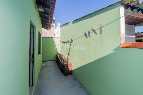 Image 29 - 979476
