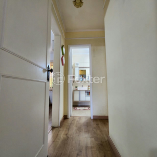 Image 1 - 979496