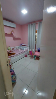 Image 6 - 979558