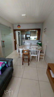 Image 10 - 979558