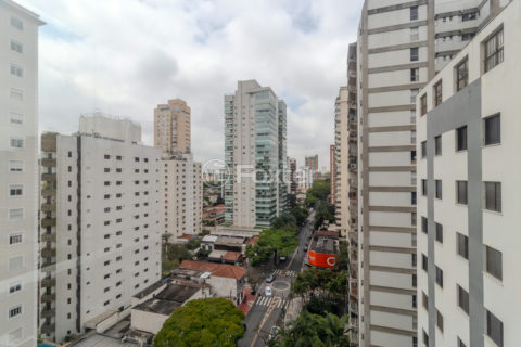 Image 4 - 979628