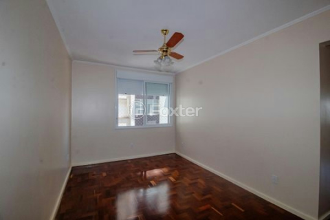 Image 7 - 979652