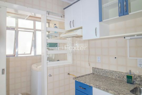 Image 9 - 979652