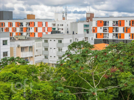 Image 45 - 979658