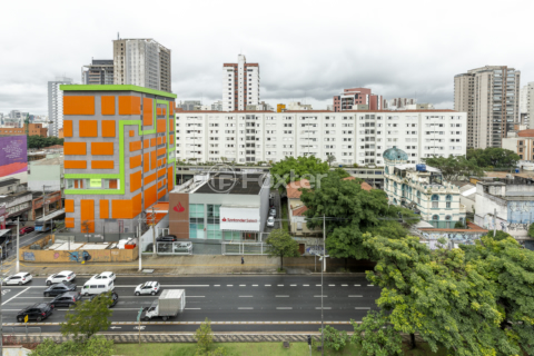 Image 3 - 979754