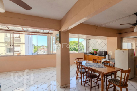 Image 3 - 979779