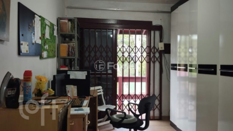 Image 3 - 979783