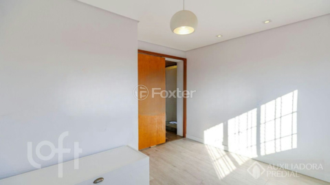 Image 32 - 979798