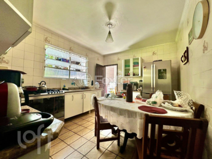 Image 7 - 979828