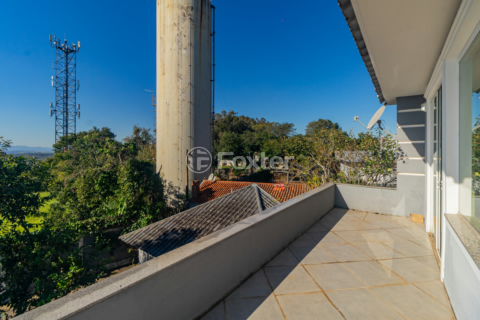 Image 42 - 979857