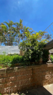 Image 30 - 979858