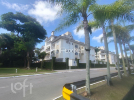 Image 32 - 979860