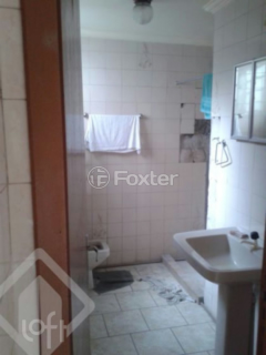 Image 7 - 979861