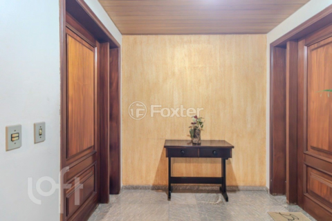 Image 34 - 979870