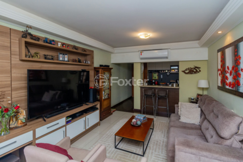 Image 3 - 979873