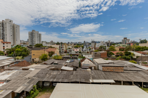 Image 8 - 979887