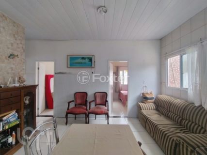 Image 7 - 979912