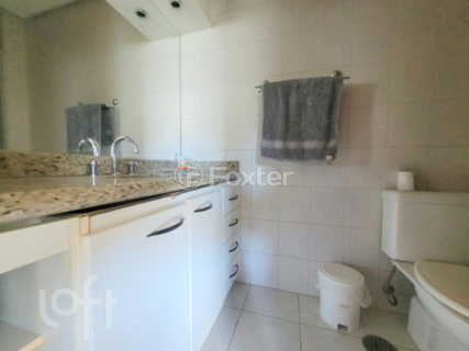 Image 3 - 979965