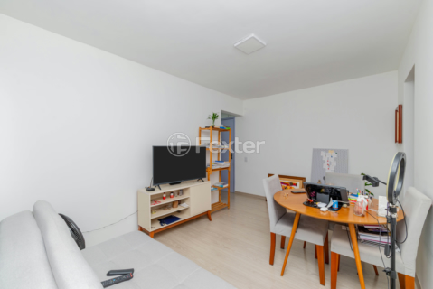 Image 4 - 979973