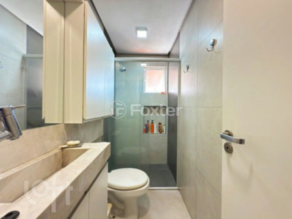Image 34 - 979975