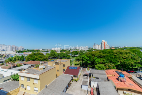 Image 31 - 980016