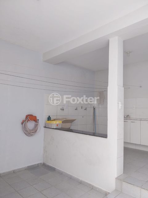 Image 4 - 980329