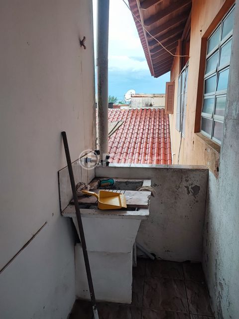 Image 7 - 980339