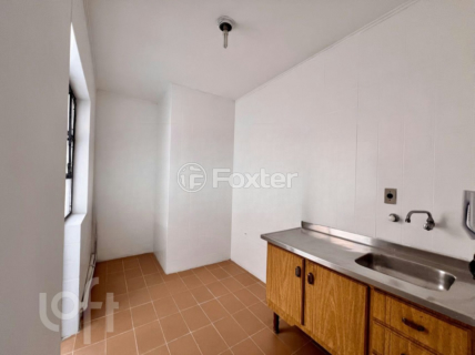 Image 7 - 980400