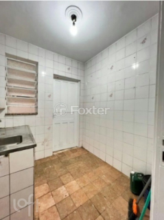 Image 3 - 980409