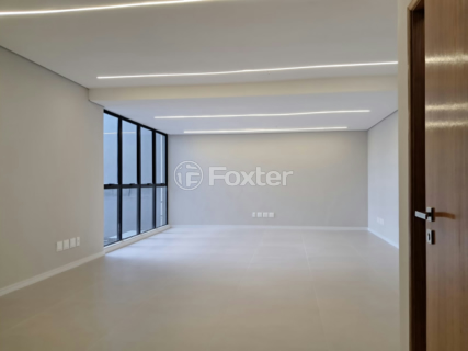 Image 4 - 980450
