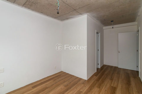 Image 21 - 980474